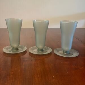 Vintage Tupperware gray cups set of 3